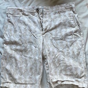 Goodfellow White/Cream shorts